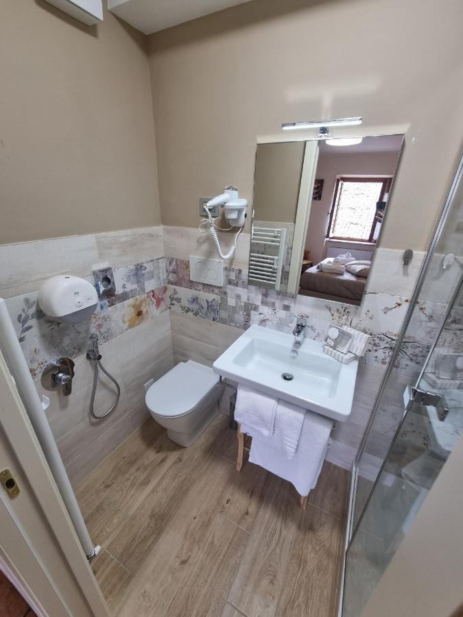 Lucyben Guesthouse Каша Екстериор снимка